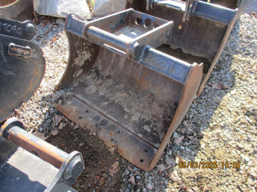 Gebrauchter Tieflöffel MS01 600mm